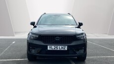 Volvo XC40 2.0 B4P Plus Black Edition 5dr Auto Petrol Estate